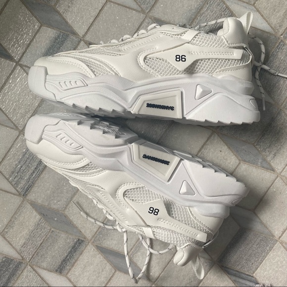 white chunky sneakers - Picture 5 of 12